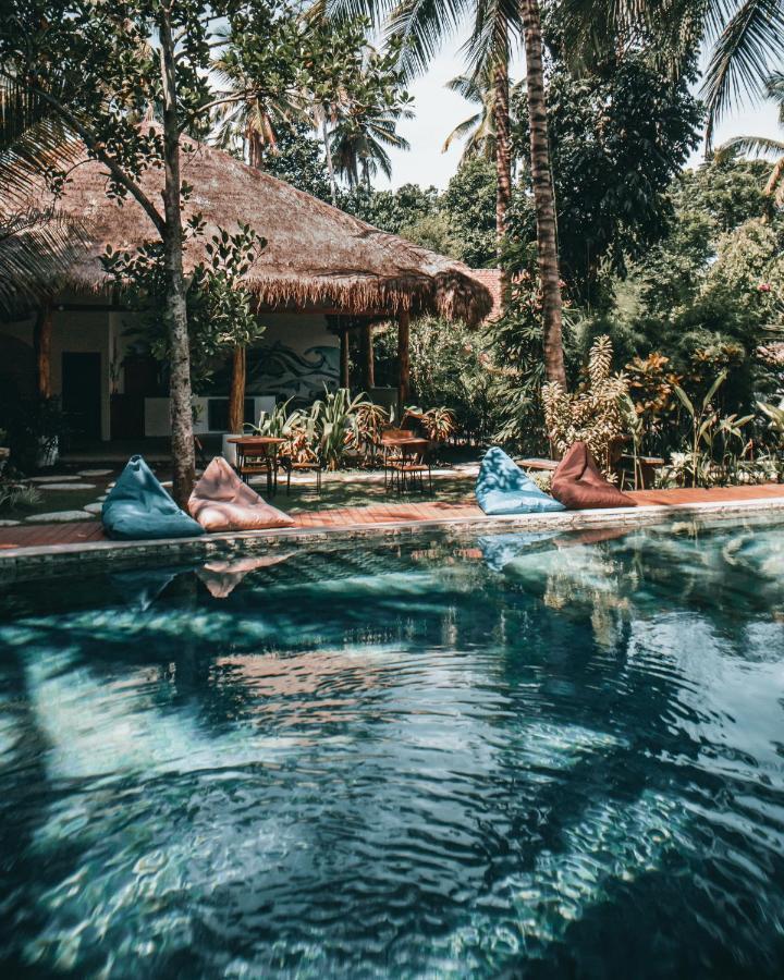 Mana Eco Retreat 호텔 Kuta  외부 사진