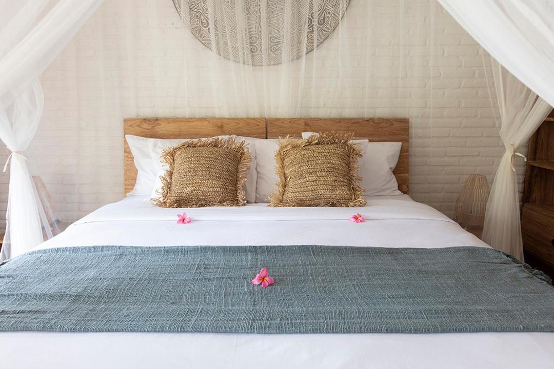 Mana Eco Retreat 호텔 Kuta  외부 사진