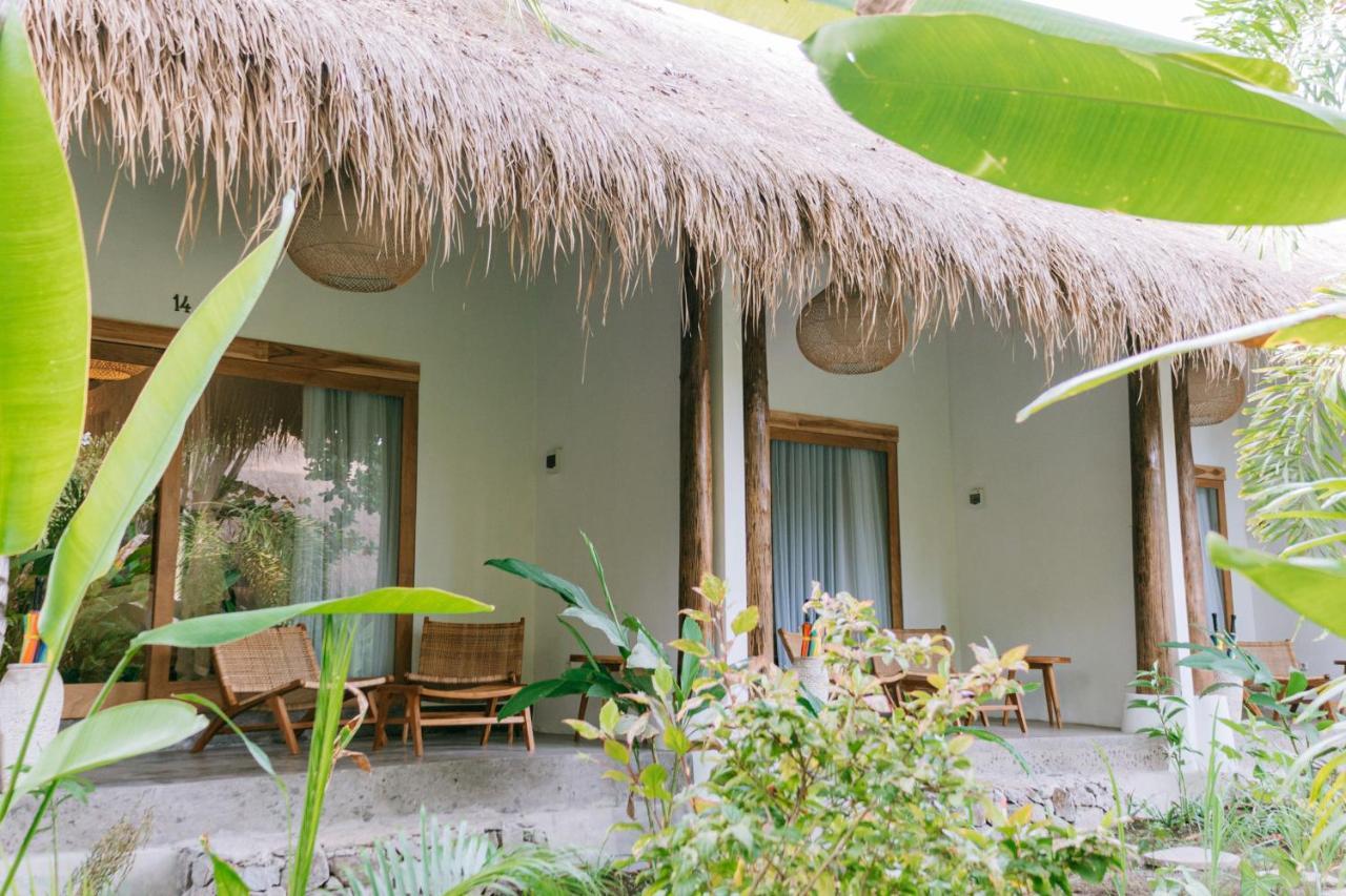 Mana Eco Retreat 호텔 Kuta  외부 사진