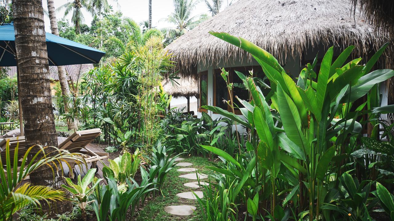 Mana Eco Retreat 호텔 Kuta  외부 사진